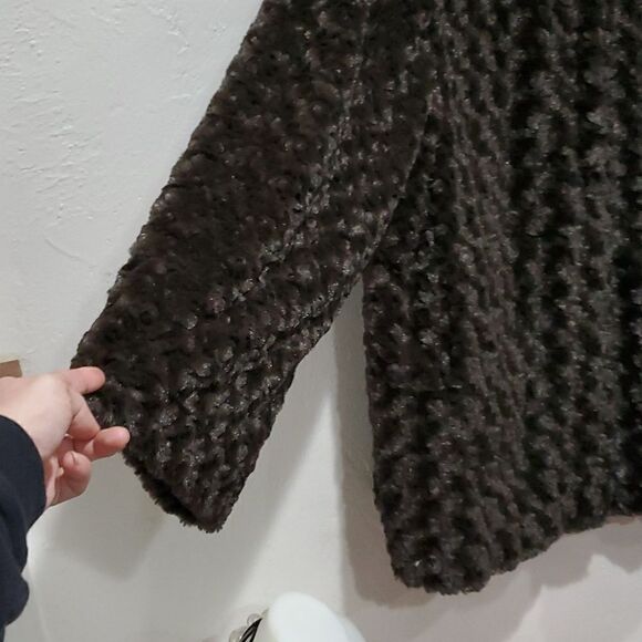 Like New Dennis Bass Faux Fur Coat Size 2XL - Picture 2 of 15